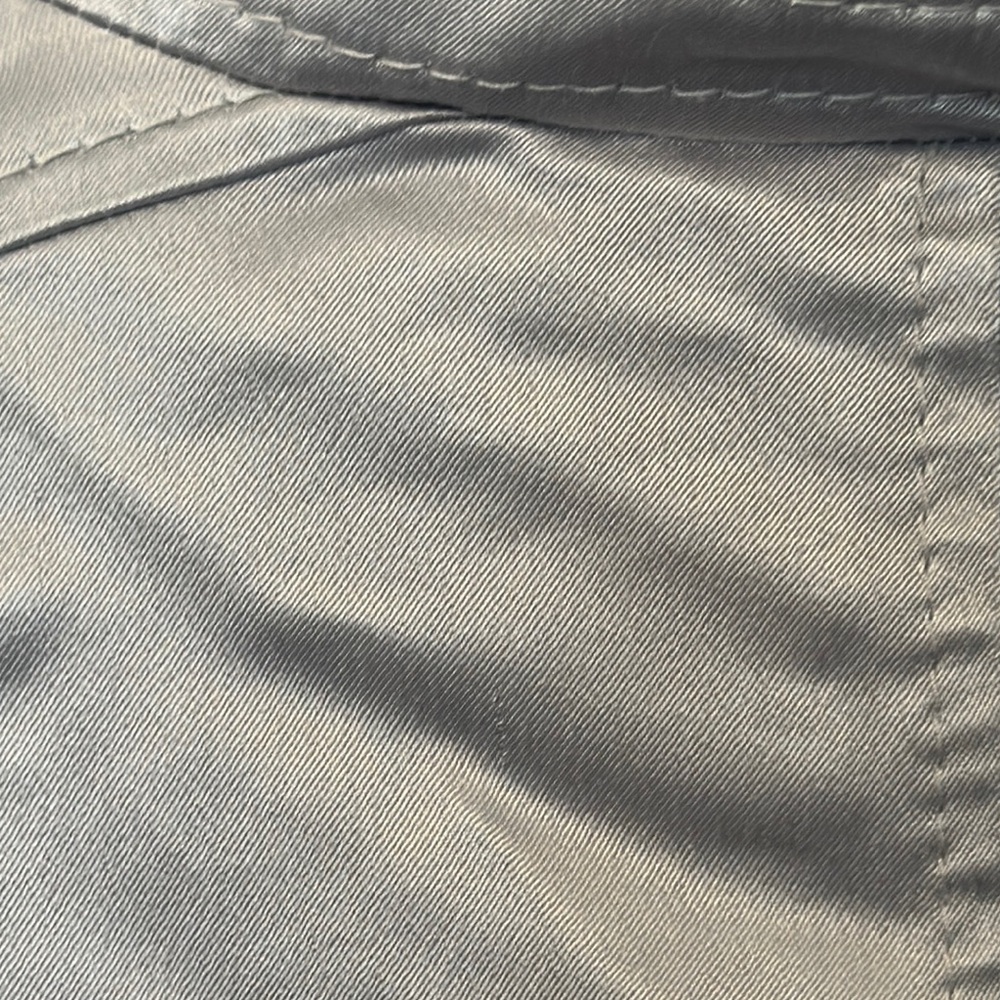 M—Silver Bomber Jacket - Picture 9 of 16